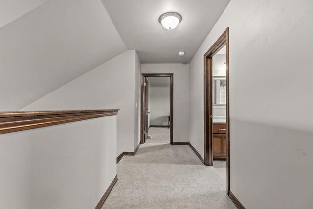 4761 N THISTLE LANE, Appleton, WI 54913