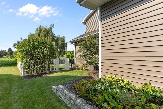 4761 N THISTLE LANE, Appleton, WI 54913
