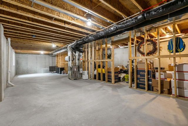 4761 N THISTLE LANE, Appleton, WI 54913
