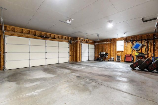 4761 N THISTLE LANE, Appleton, WI 54913