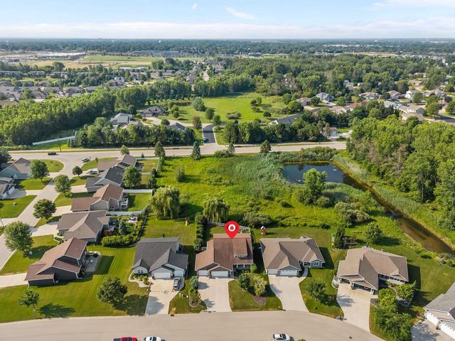4761 N THISTLE LANE, Appleton, WI 54913