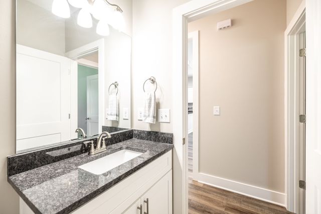 4335 Hawkins Dr, Westmoreland, TN 37186