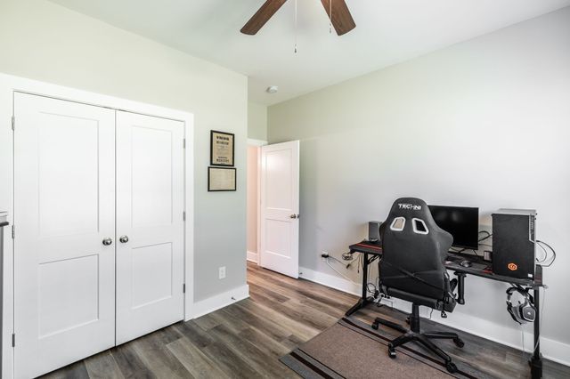 4335 Hawkins Dr, Westmoreland, TN 37186