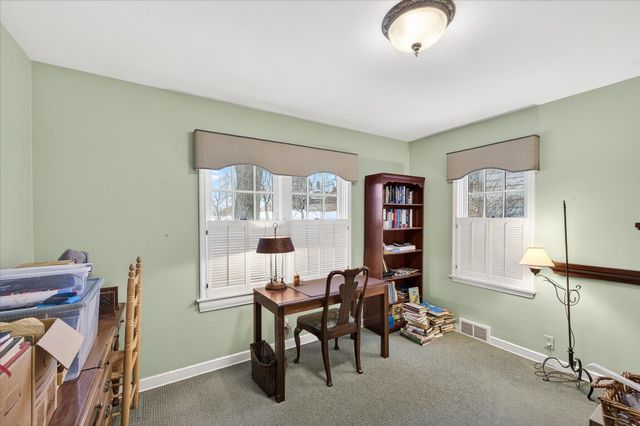 2218 Mount View Avenue, Minneapolis, MN 55405