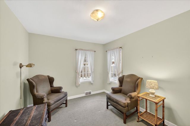 2218 Mount View Avenue, Minneapolis, MN 55405