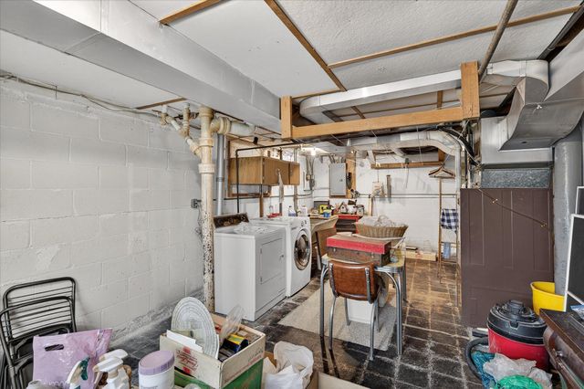 2218 Mount View Avenue, Minneapolis, MN 55405