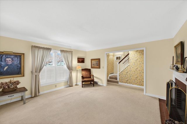 2218 Mount View Avenue, Minneapolis, MN 55405