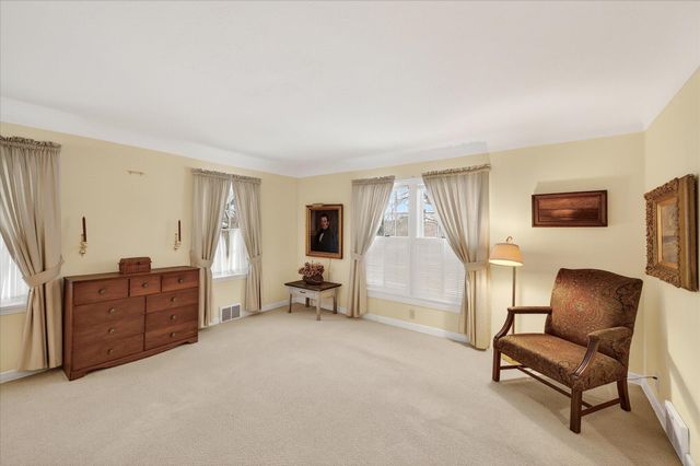 2218 Mount View Avenue, Minneapolis, MN 55405