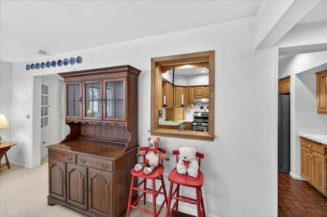 2218 Mount View Avenue, Minneapolis, MN 55405