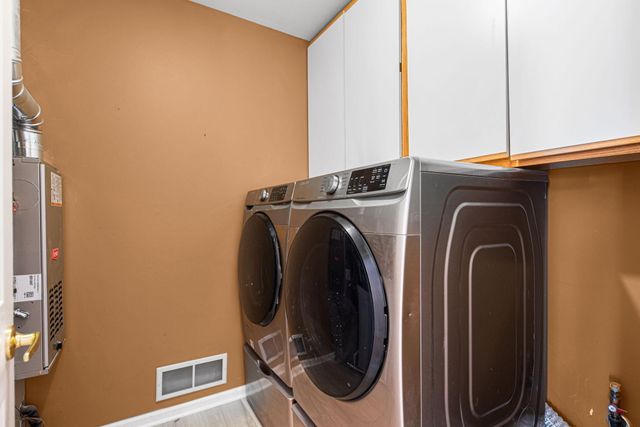 9966 Pheasant Lane, St. John, IN 46373