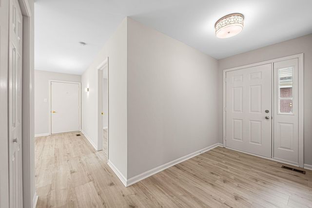 9966 Pheasant Lane, St. John, IN 46373