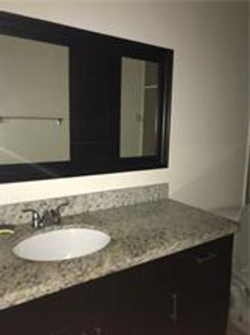1150 E Sample Road 306, Pompano Beach, FL 33064