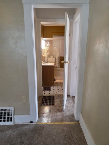 3202 S Anthony Boulevard, Fort Wayne, IN 46806