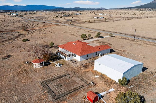 206 E Frost Road, Edgewood, NM 87015