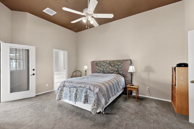 206 E Frost Road, Edgewood, NM 87015