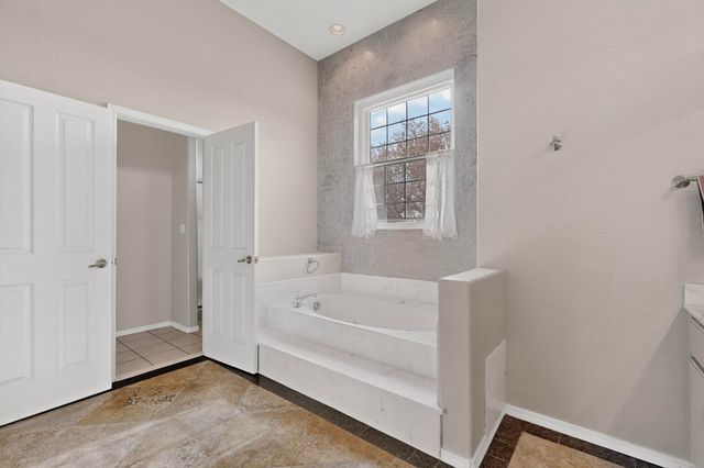 206 E Frost Road, Edgewood, NM 87015