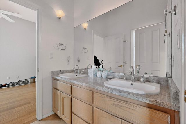 206 E Frost Road, Edgewood, NM 87015