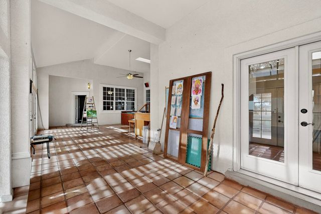 206 E Frost Road, Edgewood, NM 87015