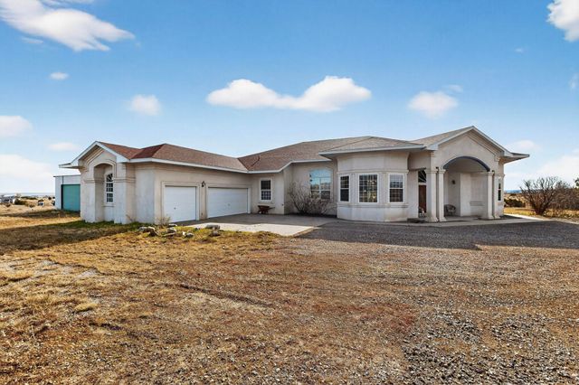 206 E Frost Road, Edgewood, NM 87015