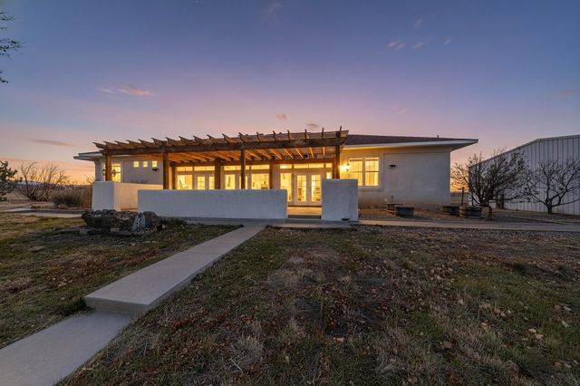 206 E Frost Road, Edgewood, NM 87015