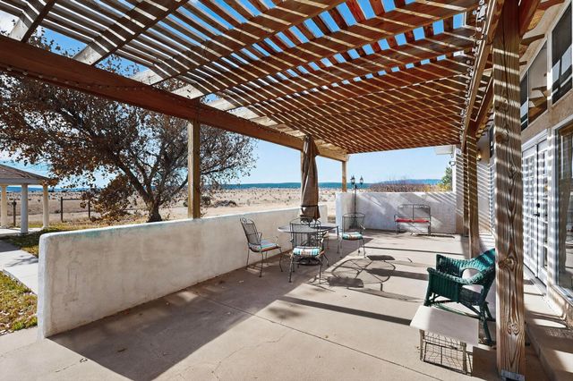 206 E Frost Road, Edgewood, NM 87015