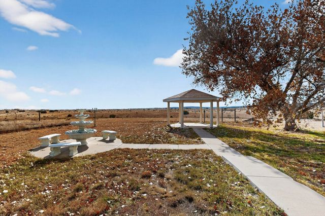 206 E Frost Road, Edgewood, NM 87015