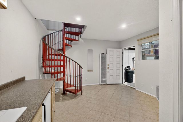 206 E Frost Road, Edgewood, NM 87015