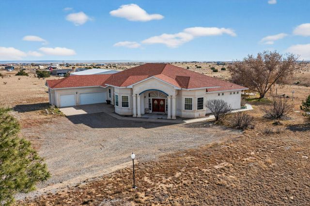 206 E Frost Road, Edgewood, NM 87015