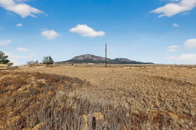 206 E Frost Road, Edgewood, NM 87015