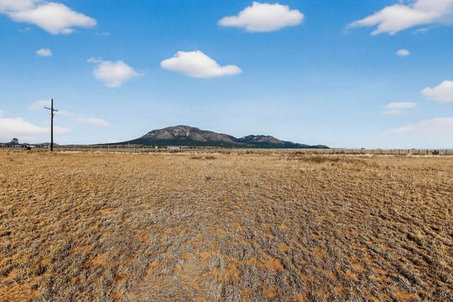 206 E Frost Road, Edgewood, NM 87015