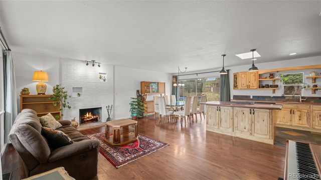 825 Panorama Drive, Colorado Springs, CO 80904