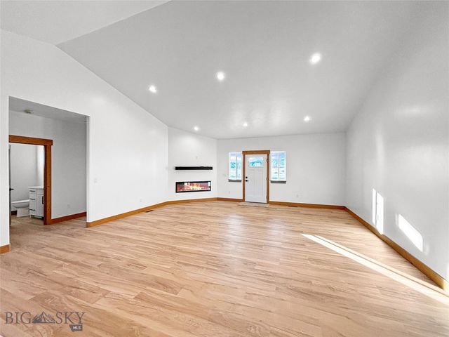 120 Thomas Way, Dillon, MT 59725