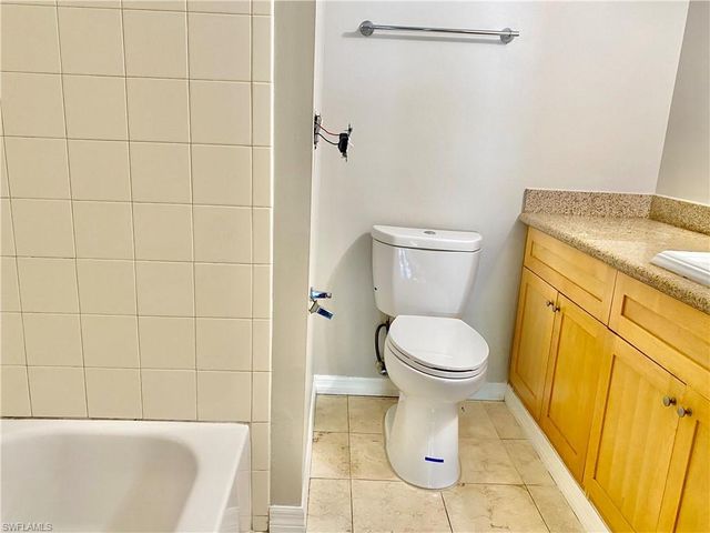 1849 Maravilla AVE A8, Fort Myers, FL 33901