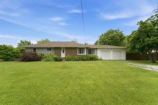 607 Woodlawn Avenue, Chesterton, IN 46304