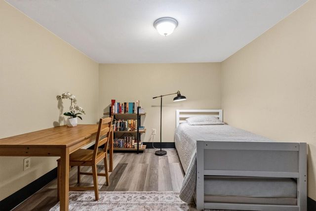 N8W27232 Woodridge LANE, Waukesha, WI 53188