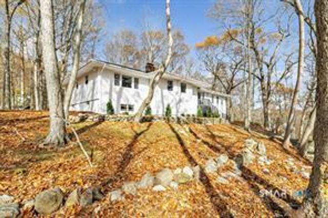 93 Tersana Drive, Easton, CT 06612