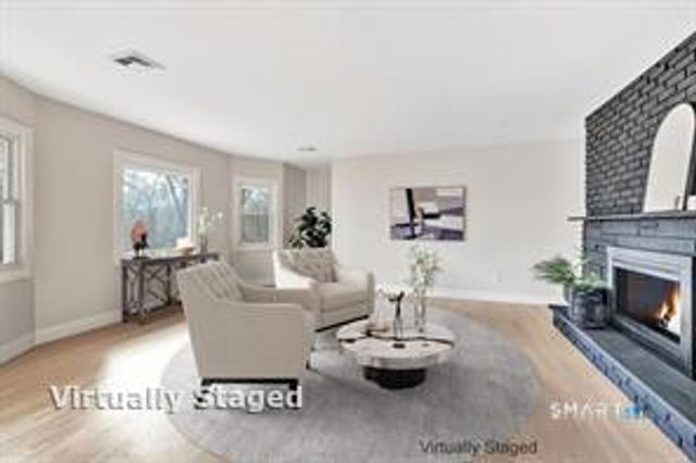 93 Tersana Drive, Easton, CT 06612