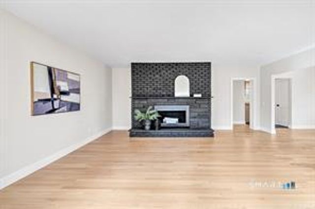 93 Tersana Drive, Easton, CT 06612