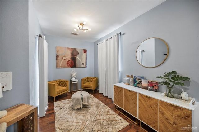 3107 S 6th Lane, Mcallen, TX 78503