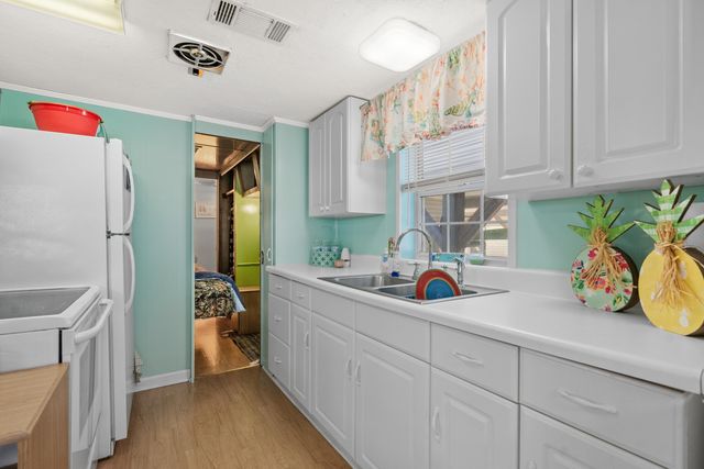 6001 - 1749 S Kings Hwy., Myrtle Beach, SC 29575