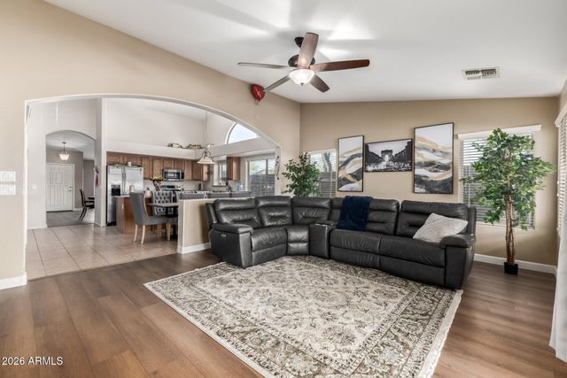 45128 W BUCKHORN Trail, Maricopa, AZ 85139