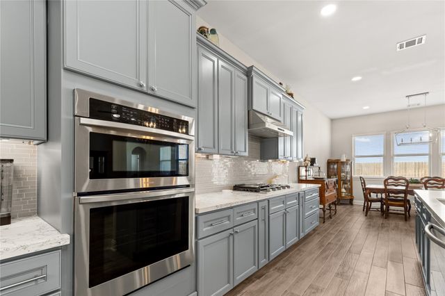 40252 Spyglass Hill Drive, Cleveland, TX 77327