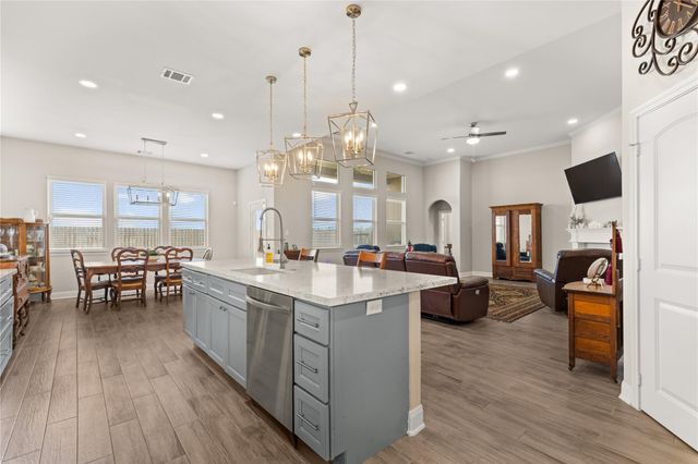 40252 Spyglass Hill Drive, Cleveland, TX 77327