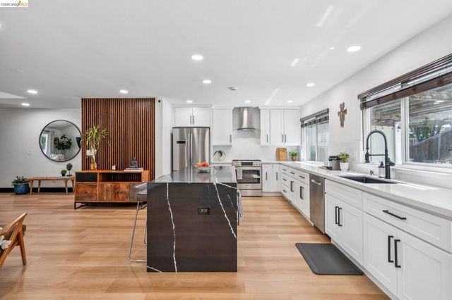 3093 Diablo View Rd, Pleasant Hill, CA 94523