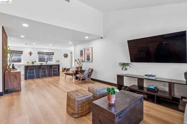 3093 Diablo View Rd, Pleasant Hill, CA 94523