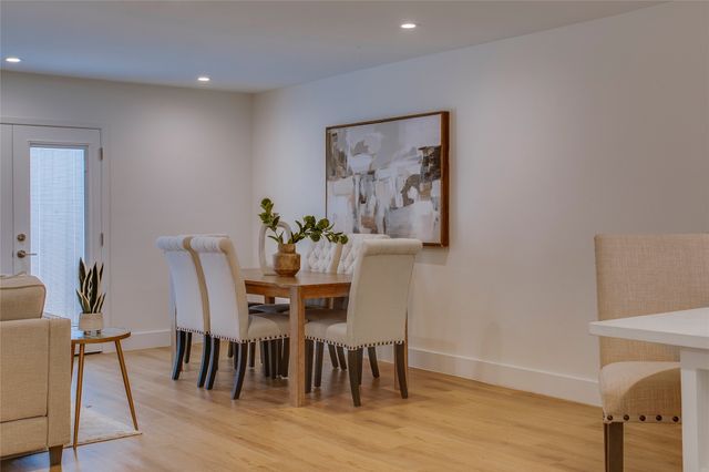 2143 Kessler Court 38, Dallas, TX 75208