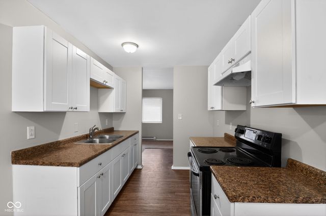 2930 Hillside Avenue, Indianapolis, IN 46218