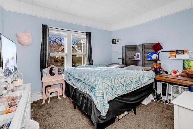 922 N Woodbridge Street, Saint Paul, MN 55117