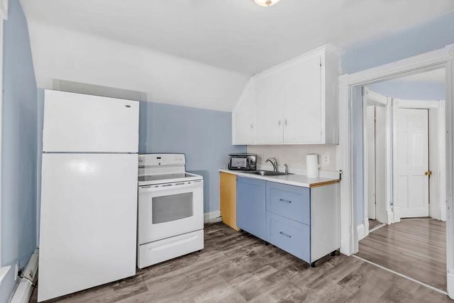 922 N Woodbridge Street, Saint Paul, MN 55117