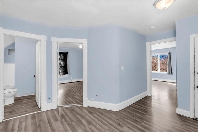 922 N Woodbridge Street, Saint Paul, MN 55117